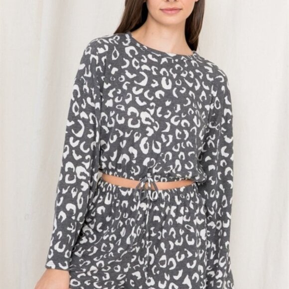 2 PIECE MATCHING LEOPARD PRINT SET - Picture 6 of 9